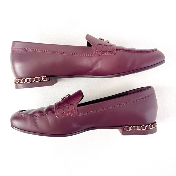 CHANEL | CC Interlocking Logo Gold Chain Burgundy Leather Loafers Moccasin 37.5 - Picture 11 of 16